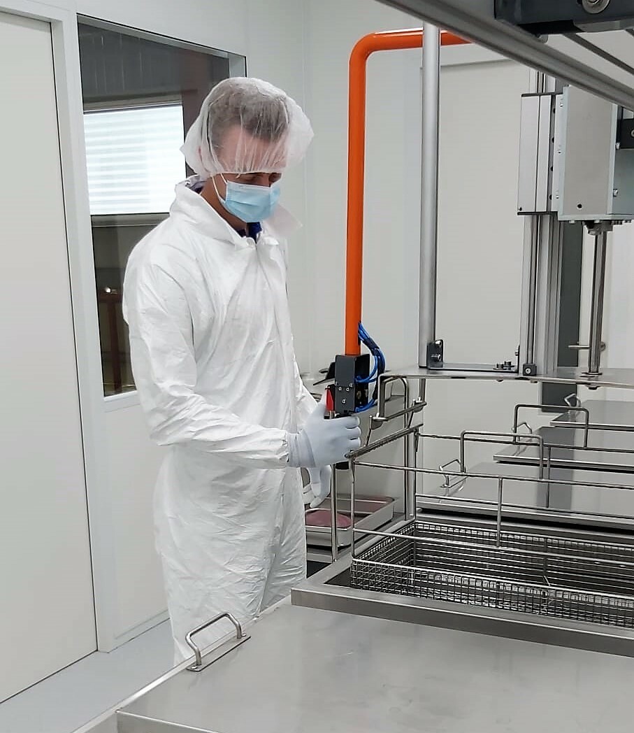 Cleanroom grade 2 springs
